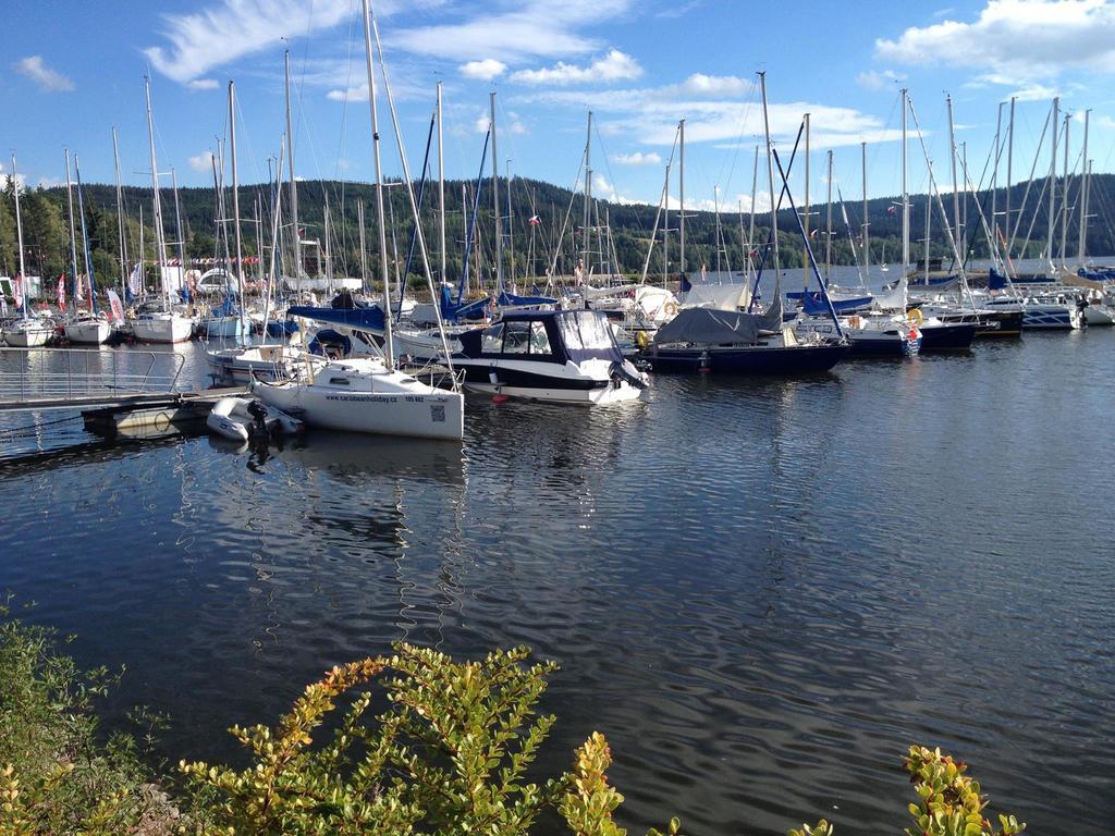 Apartman S Vyhledem Na Jezero Lipno nad Vltavou Luaran gambar